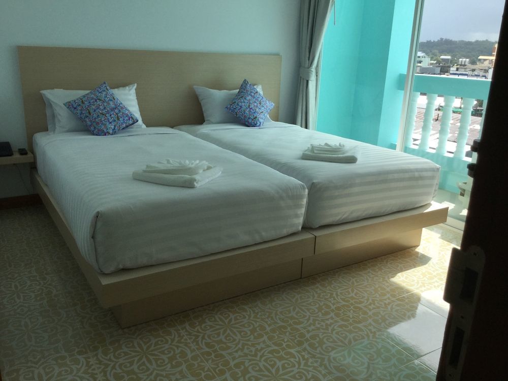 The Duck Hotel Phuket Buitenkant foto