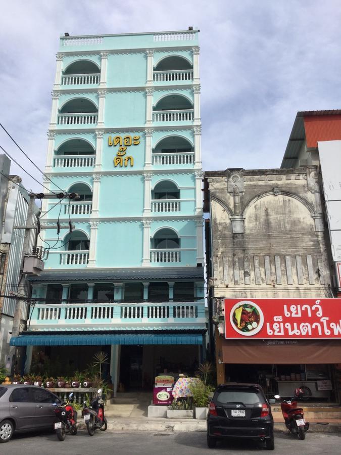The Duck Hotel Phuket Buitenkant foto