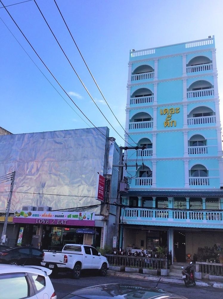 The Duck Hotel Phuket Buitenkant foto